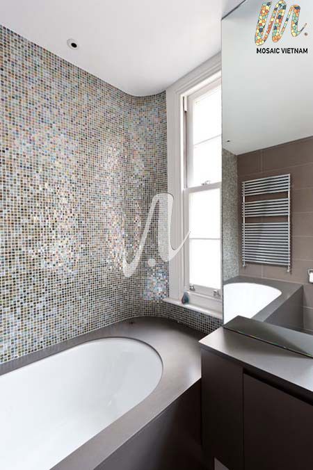 Nhà tắm sử dụng gạch mosaic