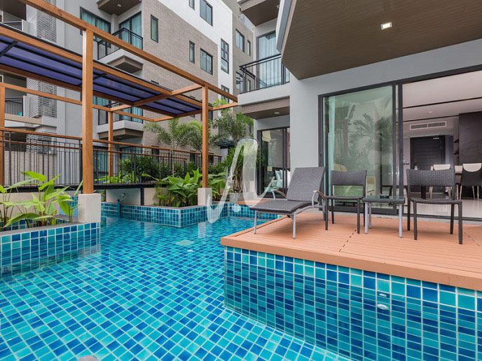 Gạch ốp hồ bơi cao cấp