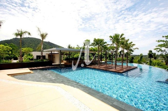 Gạch xanh bể bơi