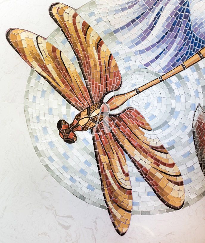 Tranh mosaic chuồn chuồn