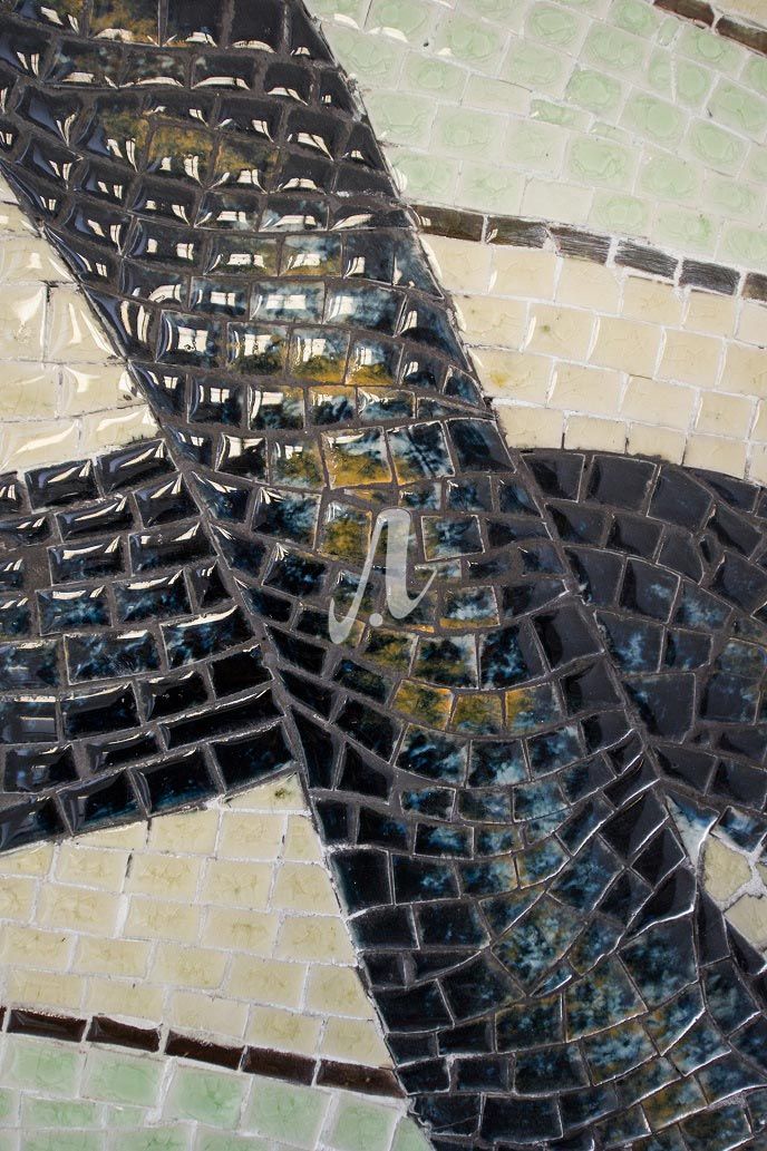 Tranh mosaic gốm sứ hoa đại trắng Tranh mosaic gốm sứ hoa đại trắng