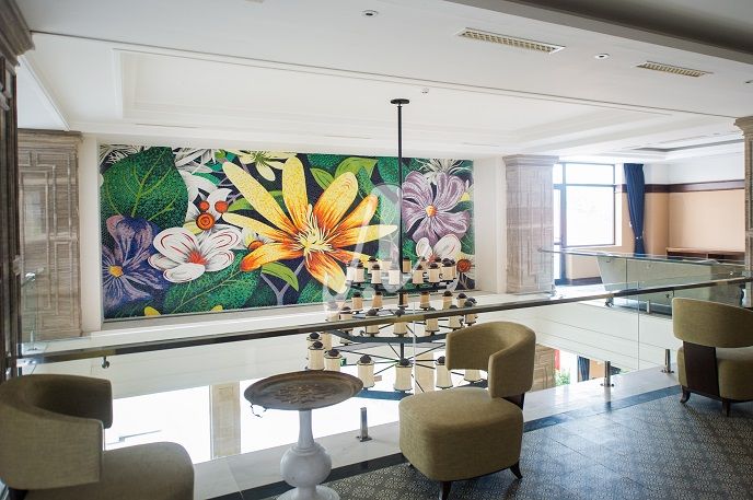 Tranh mosaic trang trí khách sạn hình hoa đào, mai
