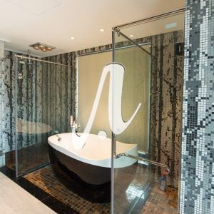 Tranh mosaic trang trí phòng tắm đẹp