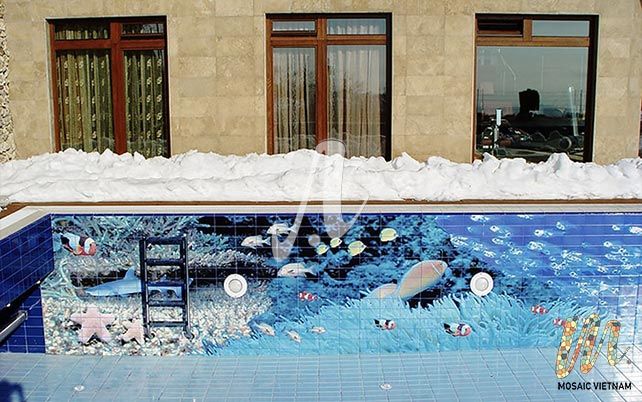 Tranh mosaic trang trí thành bể bơi