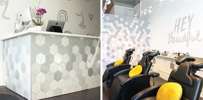 Gạch mosaic trang trí salon tóc