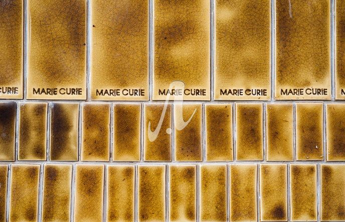 Gạch mosaic trang trí Trường Marie Curie