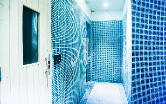 Gạch mosaic vuông ốp nhà tắm