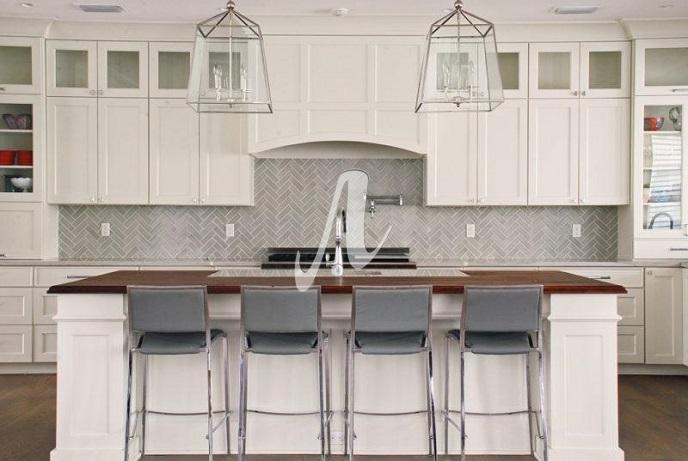 Gạch mosaic xám xương cá ốp bếp