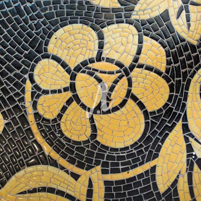 Tranh mosaic gốm Hoa dây vàng