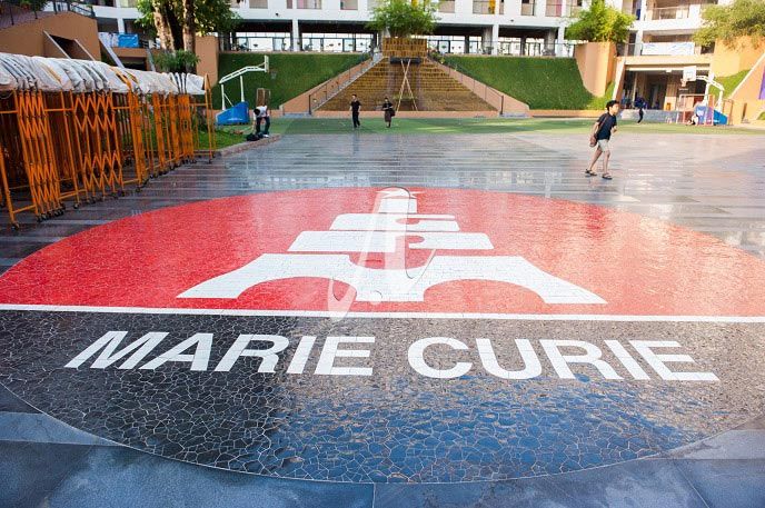 Tranh mosaic gốm logo