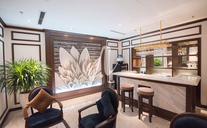 Tranh mosaic trang trí the Q hotel