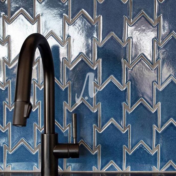 Vẻ đẹp sang trọng, độc đáo của tường ốp gạch mosaic mới thiết kế hình cà vạt xanh tím than