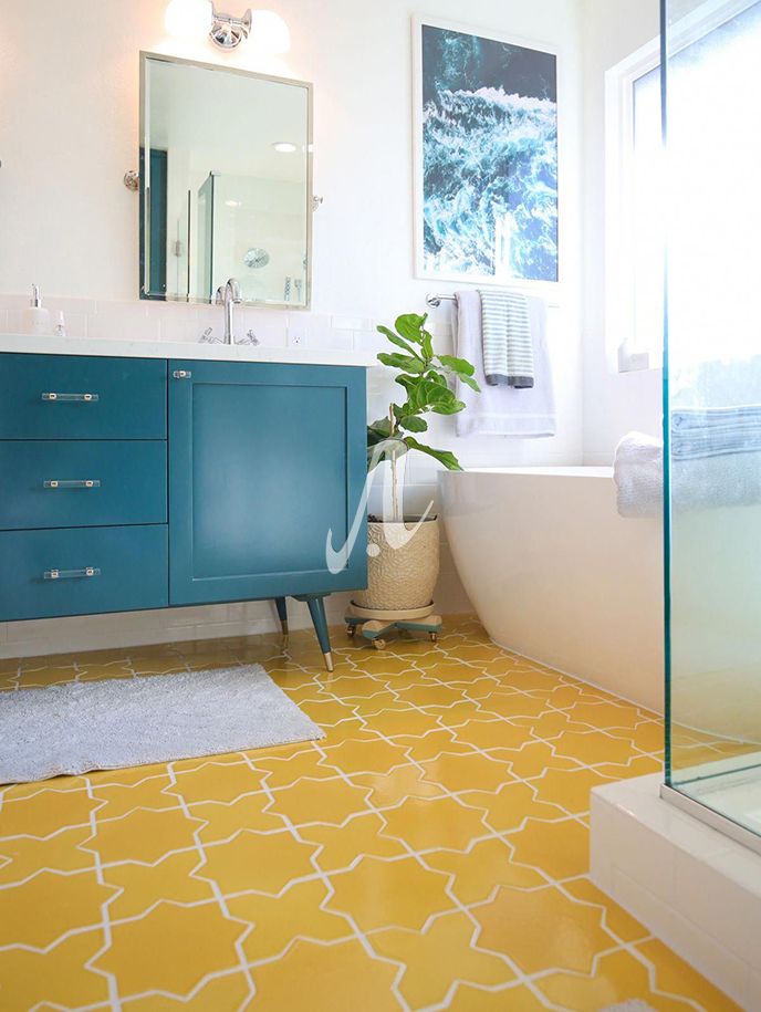 Gạch mosaic chữ thập ngôi sao màu vàng lát sàn phòng tắm