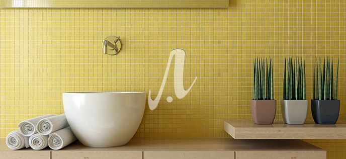 Phòng tắm trang trí với gạch vuông nhỏ màu vàng