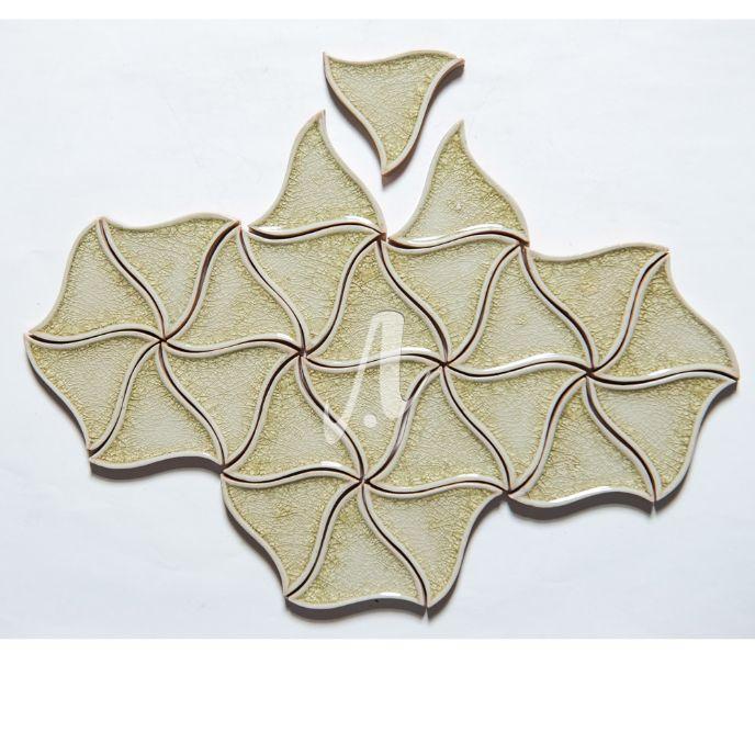 Gạch module 3D tam giác lượn trắng kem Gạch module 3D tam giác lượn trắng kem