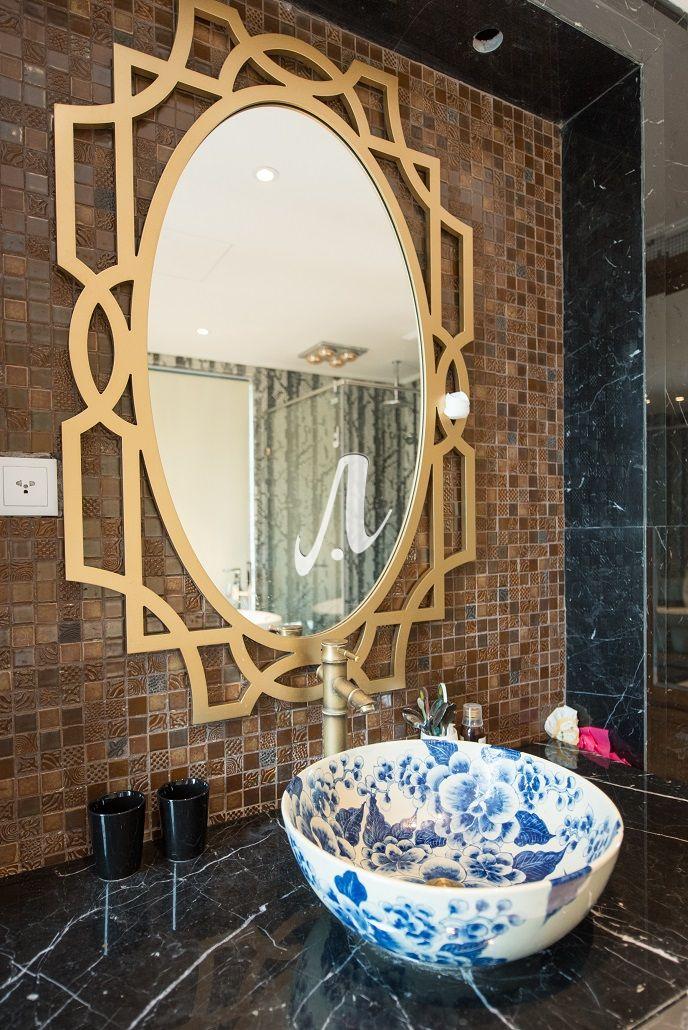 Ứng dụng gạch mosaic cho phòng tắm biết thự tại Bát Tràng