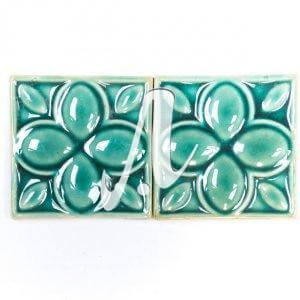 Gạch điểm 3D 10x10 hoa 4 cánh xanh lục bảo