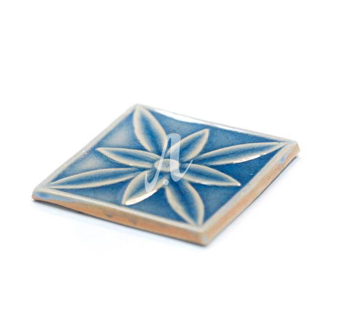 gach-3D-diem-10x10-hoa-canh-nho-xanh-co-ban._ Gạch điểm 3D 10x10 hoa cánh nhỏ xanh coban