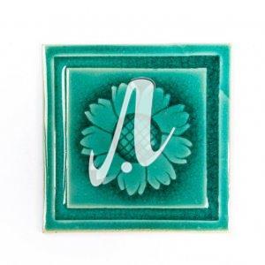 Gạch điểm 3D 15x15 hoa cúc xanh lục bảo