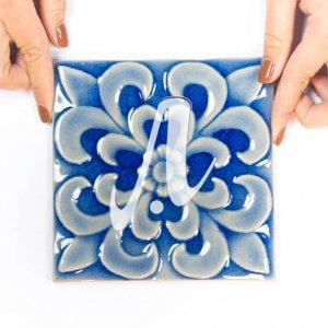 Gạch điểm 3D 15x15 hoa trái tim xanh coban