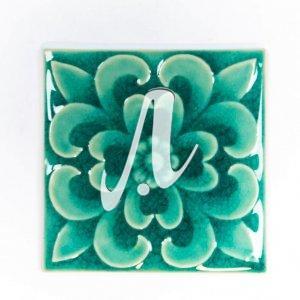 Gạch điểm 3D 20x20 hoa trái tim xanh lục bảo