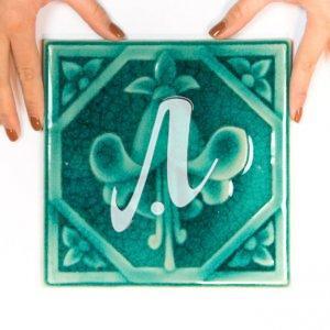 Gạch điểm 3D 20x20 loa kèn xanh lục bảo