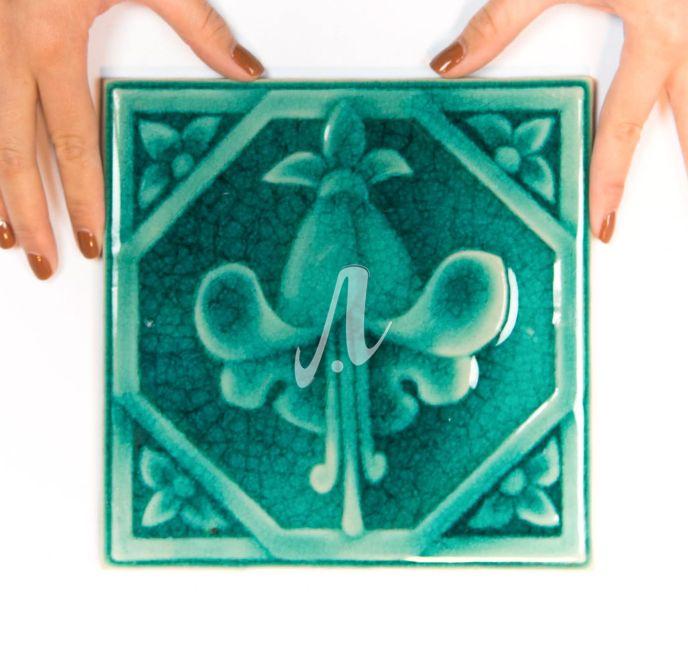 Gạch điểm 3D 20x20 loa kèn xanh lục bảo