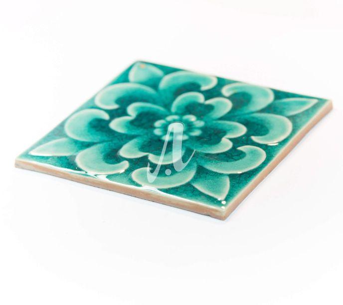 gach-3D-diem-20x20-hoa-trai-tim-xanh-luc-bao_ Gạch điểm 3D 20x20 hoa trái tim xanh lục bảo