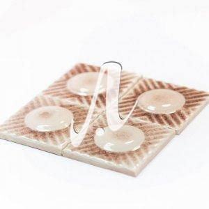 Gạch điểm 3D chấm tròn nâu nhạt 10x10