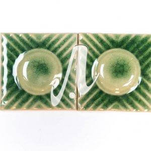 Gạch điểm 3D chấm tròn xanh lá đậm 10x10