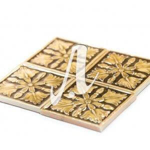 Gạch điểm 3D lá đối xứng hổ phách đậm 10x10